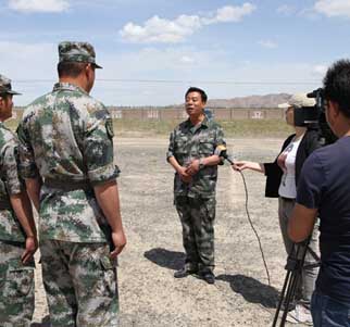 戎马军旅&ldquo;文艺花&rdquo;